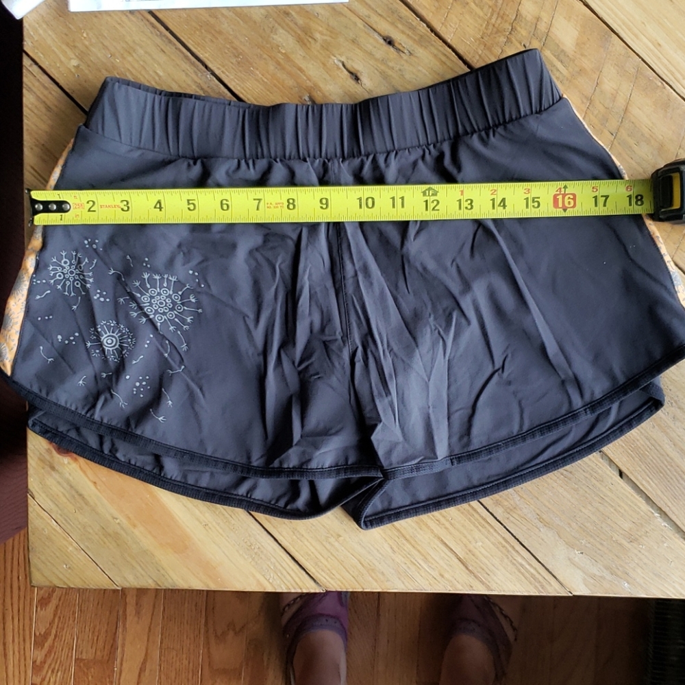 IllumiNITE Medium Reflective Shorts w/waist Pocket - Picture 10 of 11
